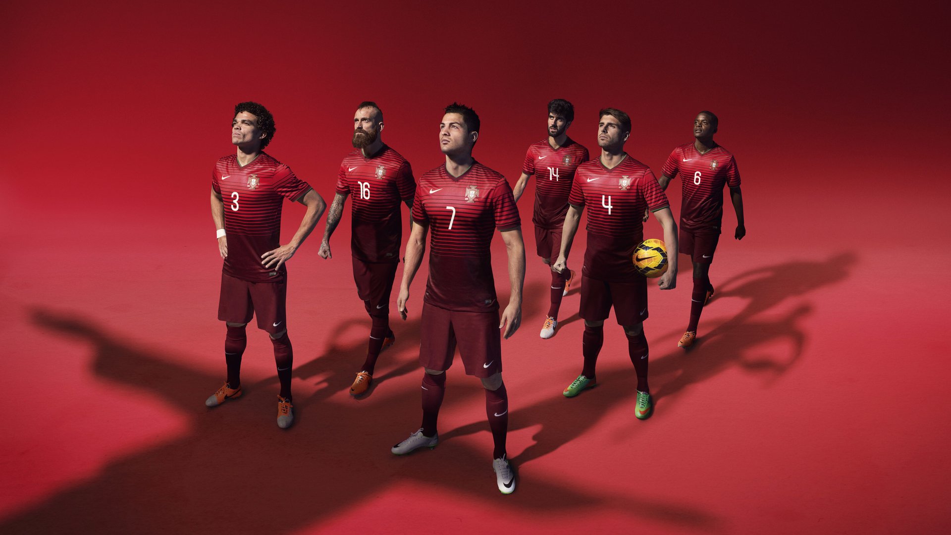 “青少年足球全民参与,推动全民健身热潮”,青少年足球推广方案